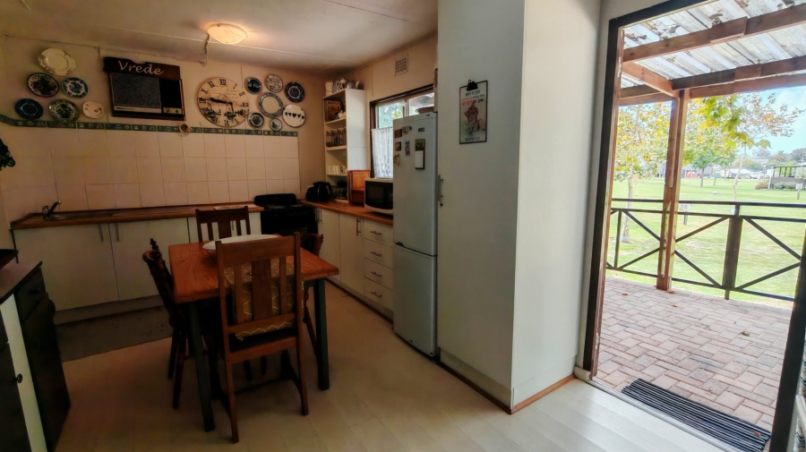 3 Bedroom Property for Sale in Groot Brakrivier Central Western Cape